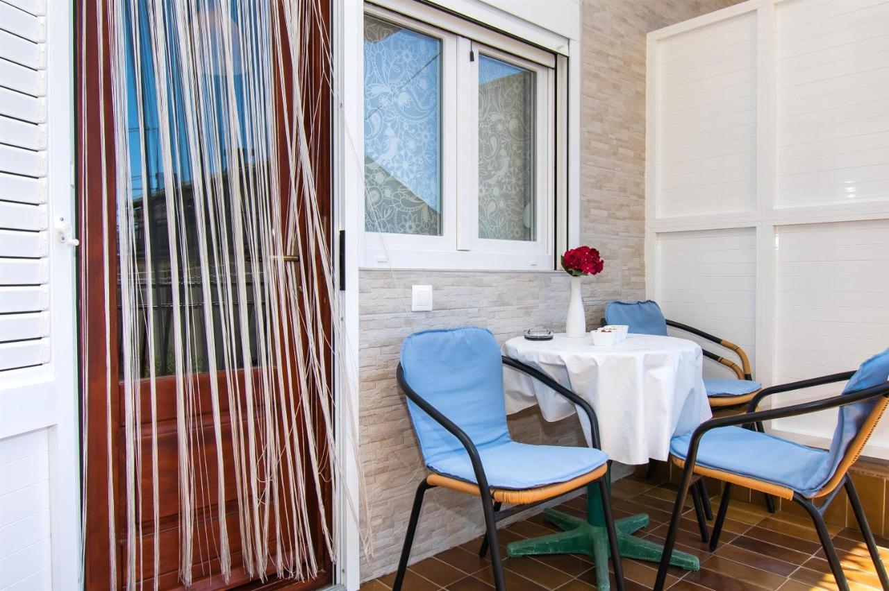 Apartments Dijana باكوشتاني المظهر الخارجي الصورة