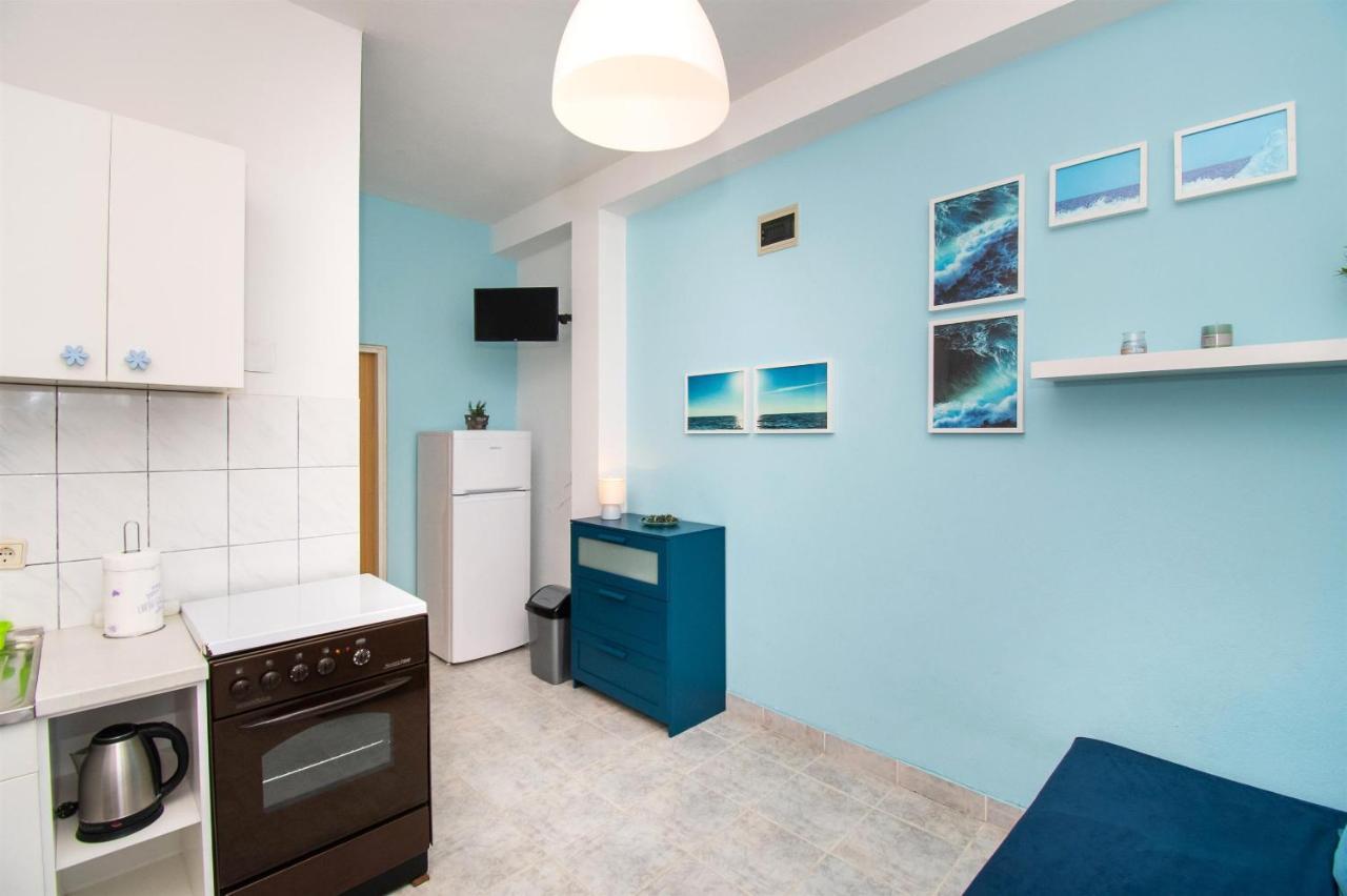 Apartments Dijana باكوشتاني المظهر الخارجي الصورة