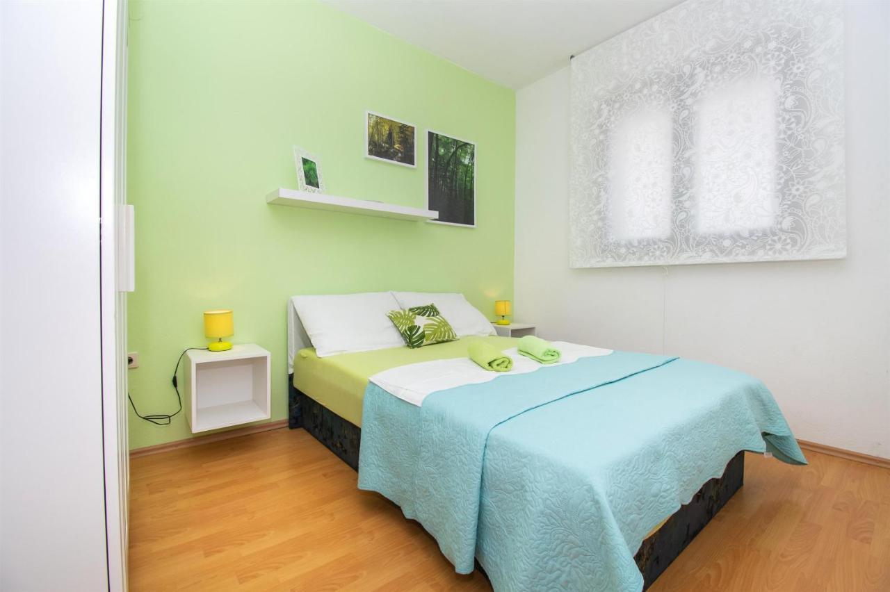 Apartments Dijana باكوشتاني المظهر الخارجي الصورة