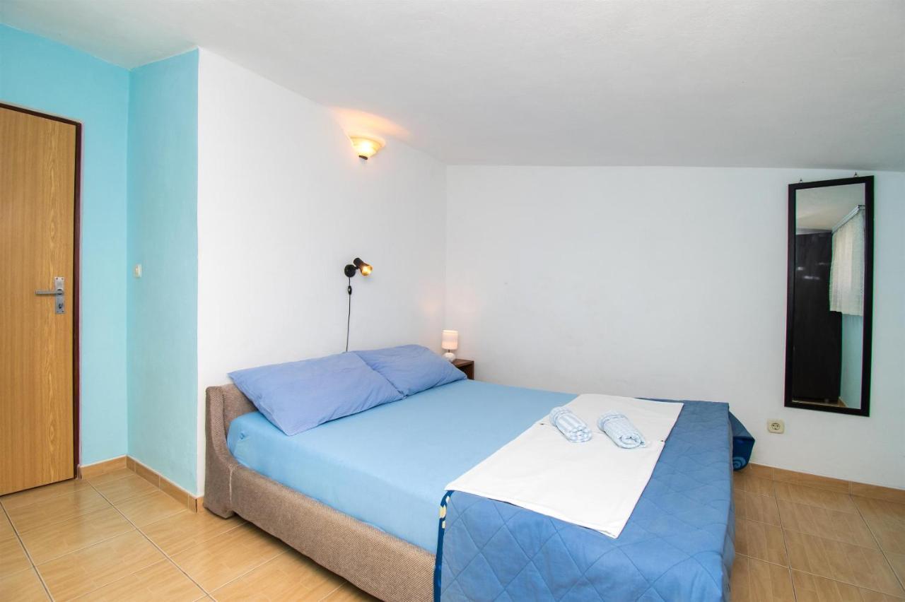 Apartments Dijana باكوشتاني المظهر الخارجي الصورة