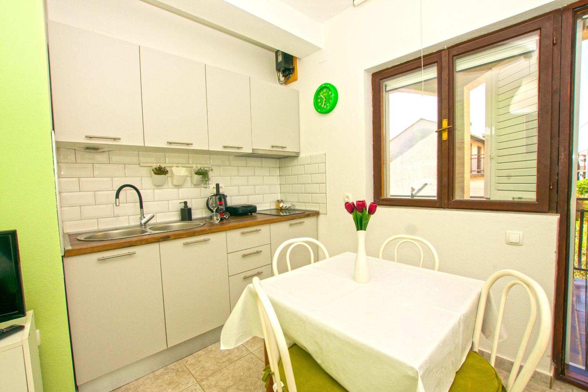 Apartments Dijana باكوشتاني المظهر الخارجي الصورة